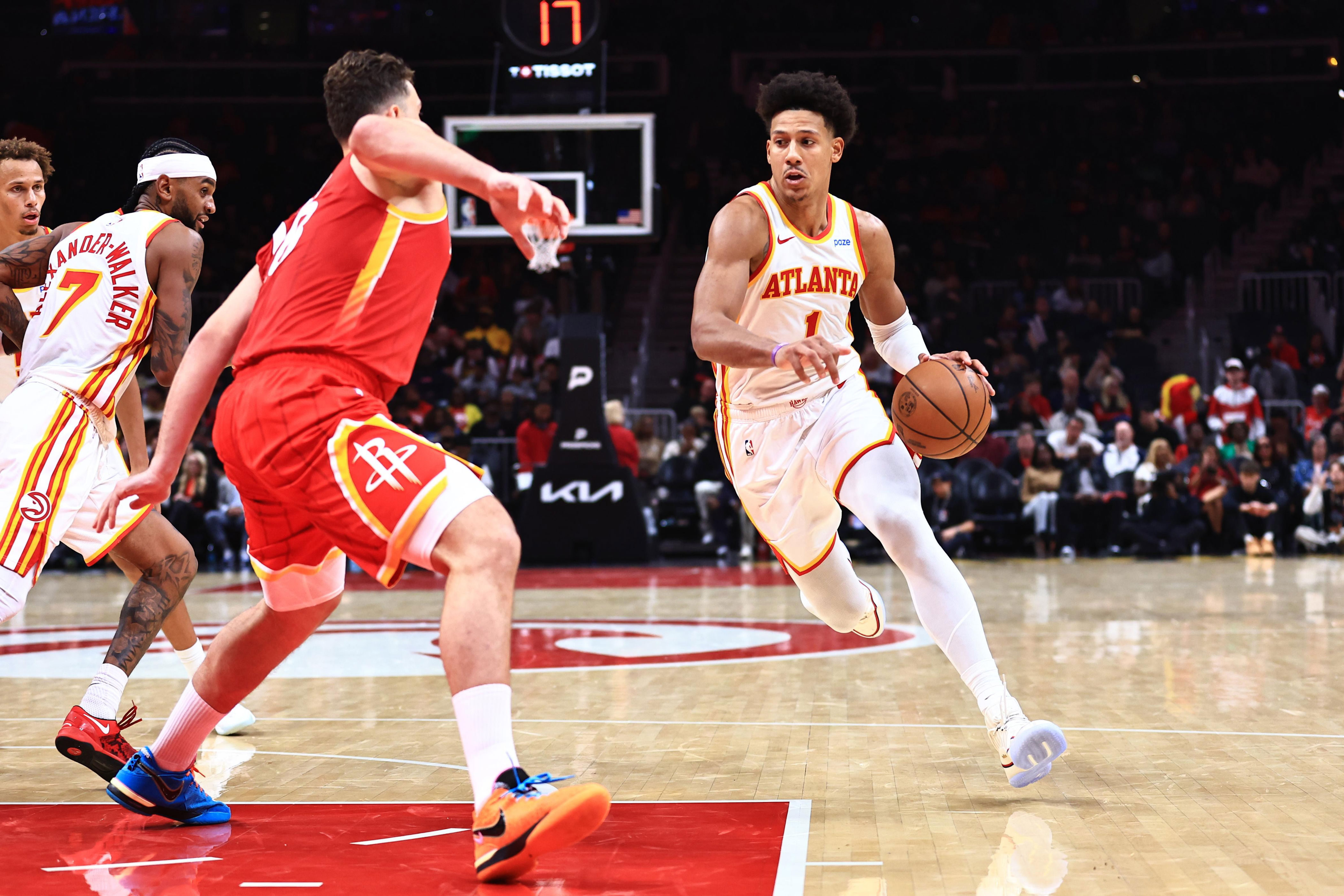 Hawks can't keep up with Rockets in home opener, lose 121-114
