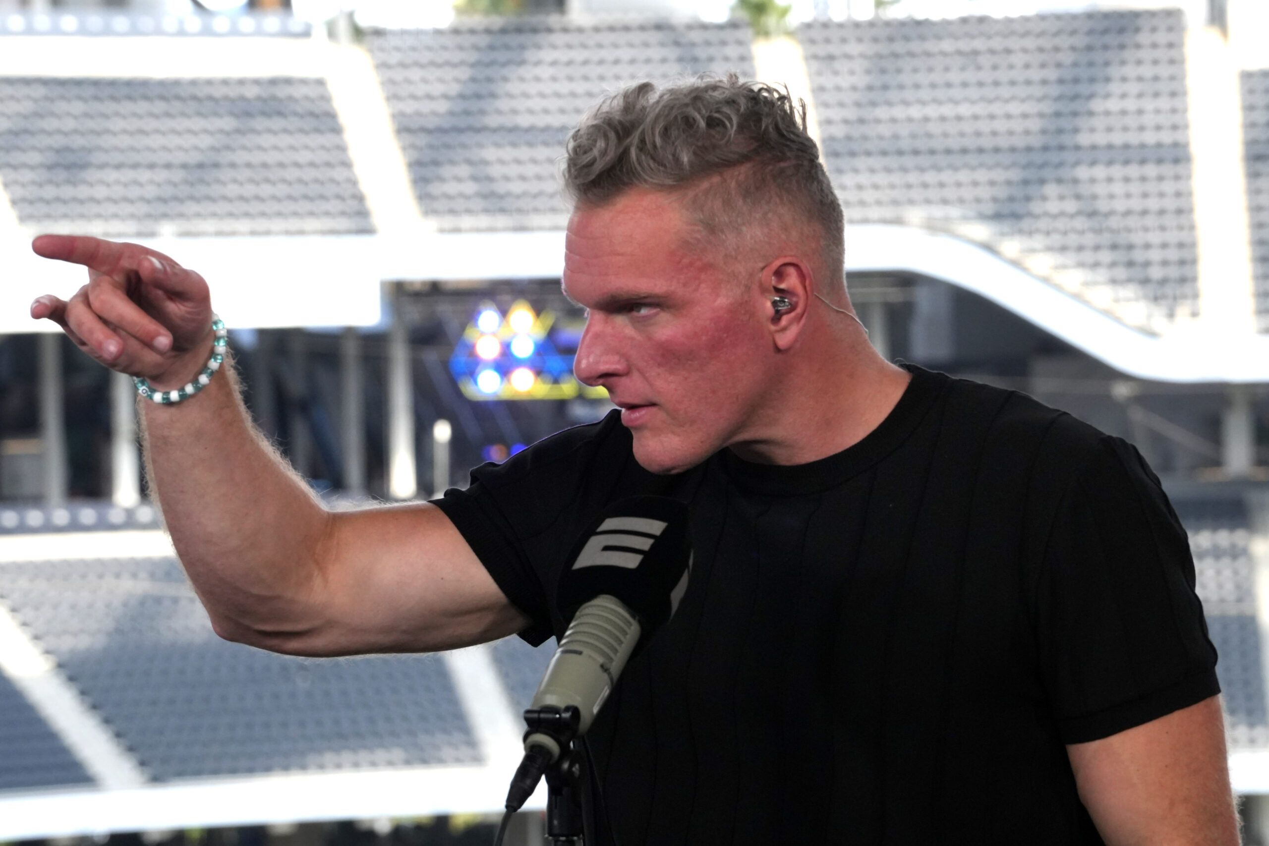 ‘We don’t care,’ ‘feeling is mutual’ — CFB fans react as Pat McAfee ...