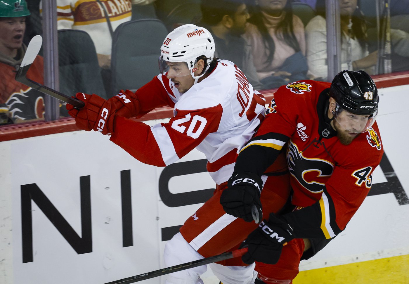 Improved power play helps ignite Flames' hot streak, confidence