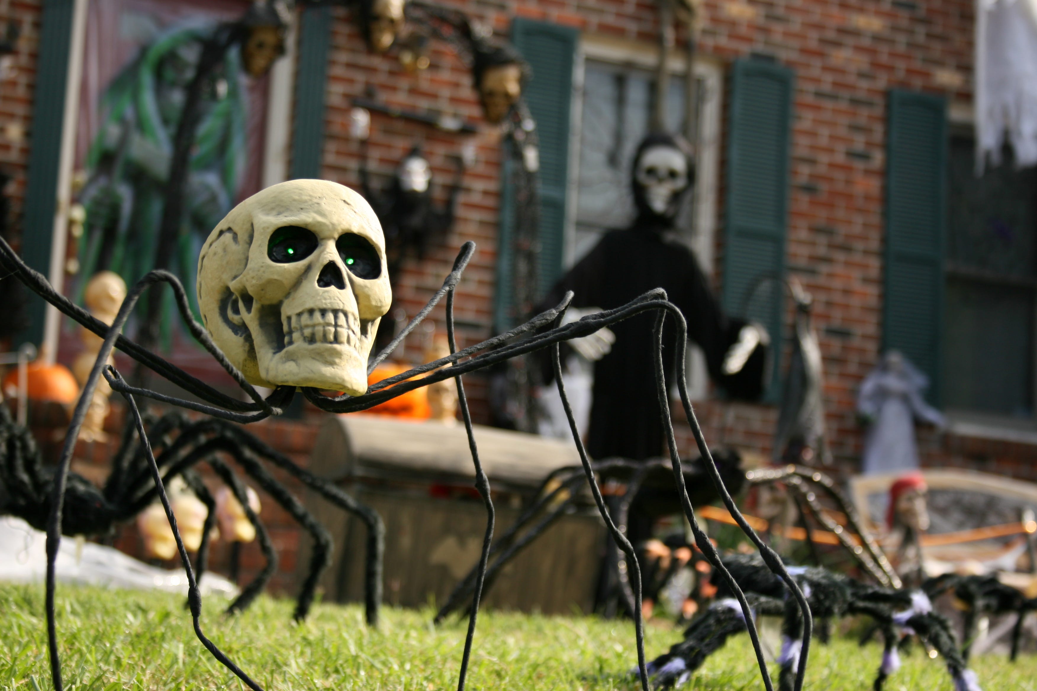 Does NJ have a trick-or-treat age limit? What the rules say