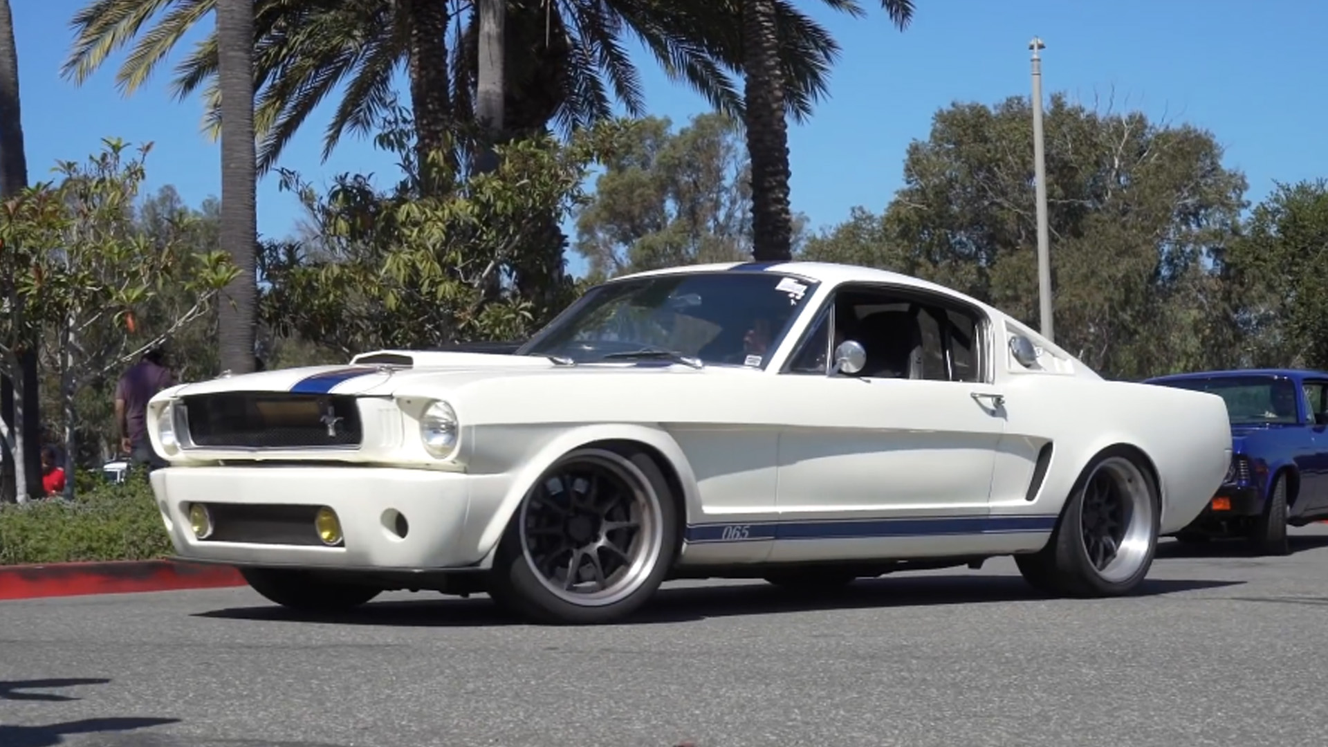 Custom car variety runs deep at Quarantine Cruise