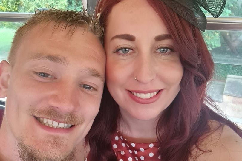 Tragic last moments of 'hero' Nottinghamshire mum who died trying to ...