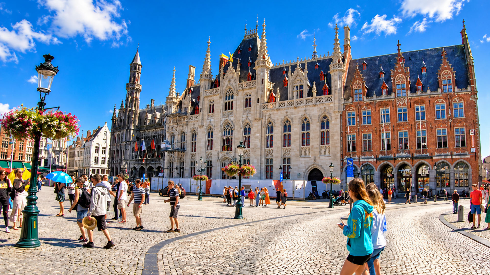 Is this a castle in the middle of Bruges?