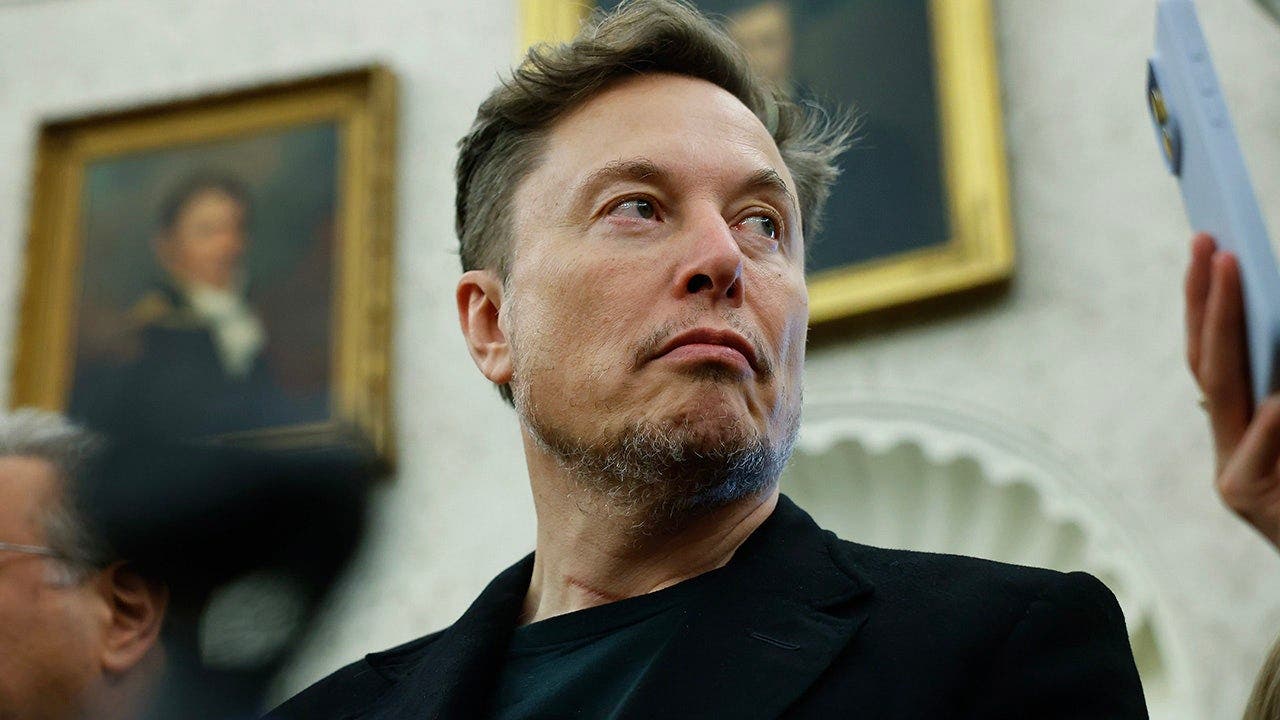 Ukraine's Starlink restored as Elon Musk claims Kyiv violated terms of ...