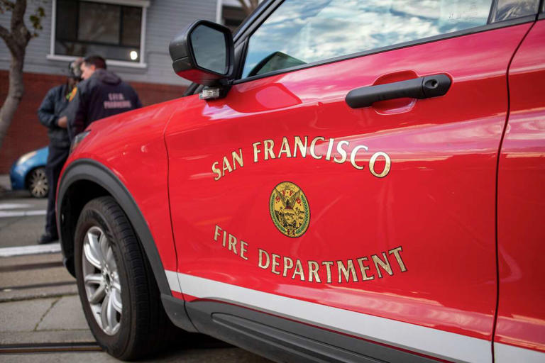 Ruptured gas line sparks shelter-in-place order on Russian Hill street ...