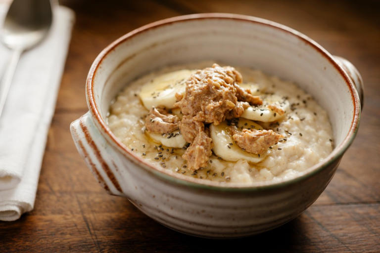 Bored of eggs? Seven protein-rich breakfasts to help build muscle ...
