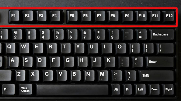 Keyboard function keys: জানেন কিবোর্ডের F1 থেকে F12 বোতামের আসল কাজ কী?