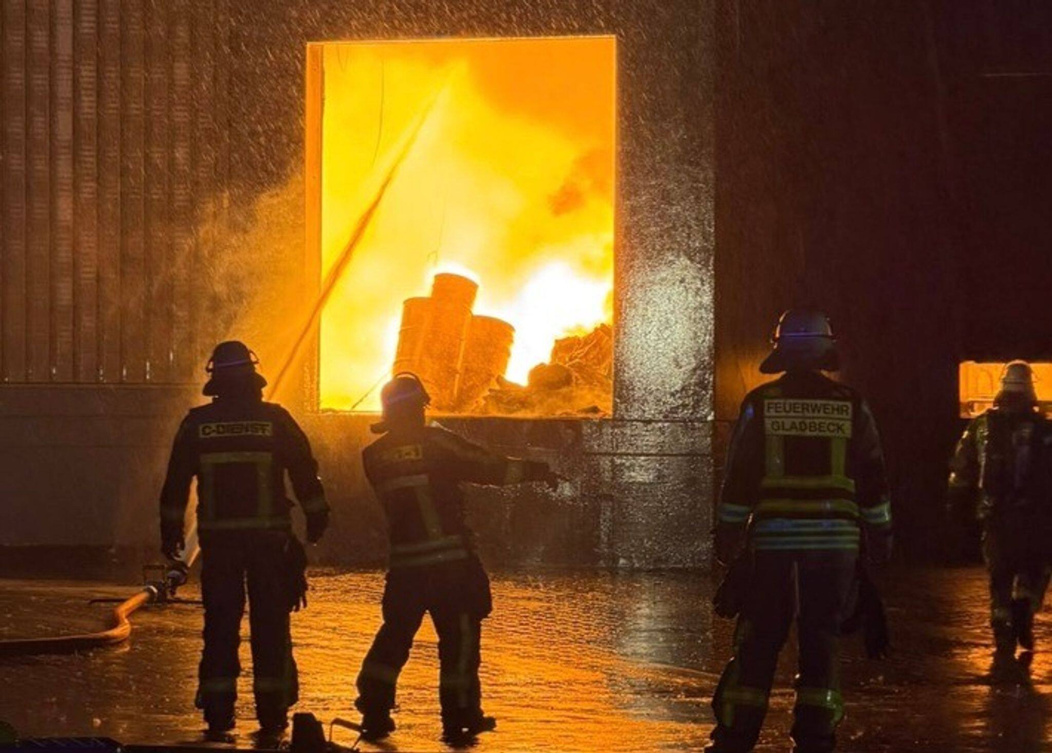 Metallbrand in Gladbeck mit Spezialmitteln gelöscht