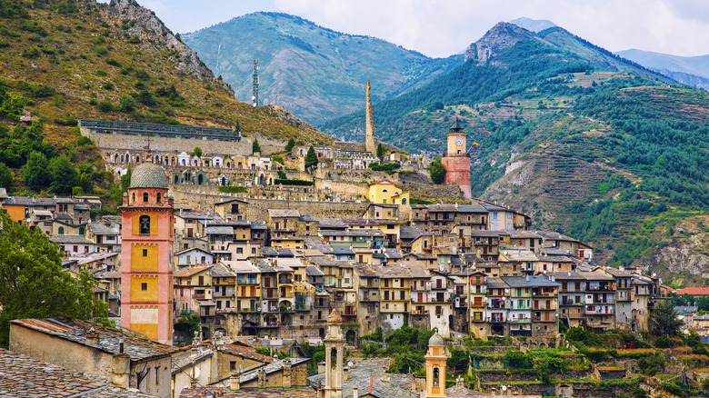 Inside a national park is France's alpine gem commune with mountain ...