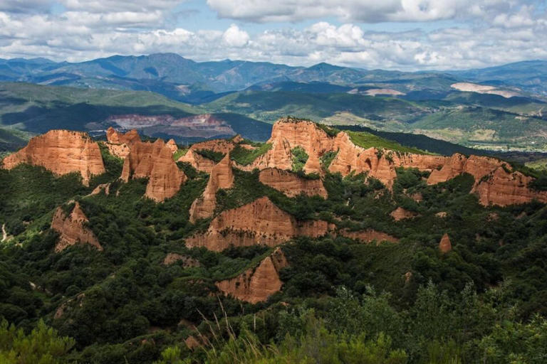 Hidden in the Spanish Pyrenees, the traces of a Roman gold rush: miners ...