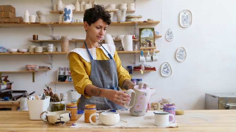 How to create a home art studio