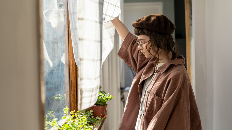 Not blinds or curtains: There's a more colorful way to add privacy to ...