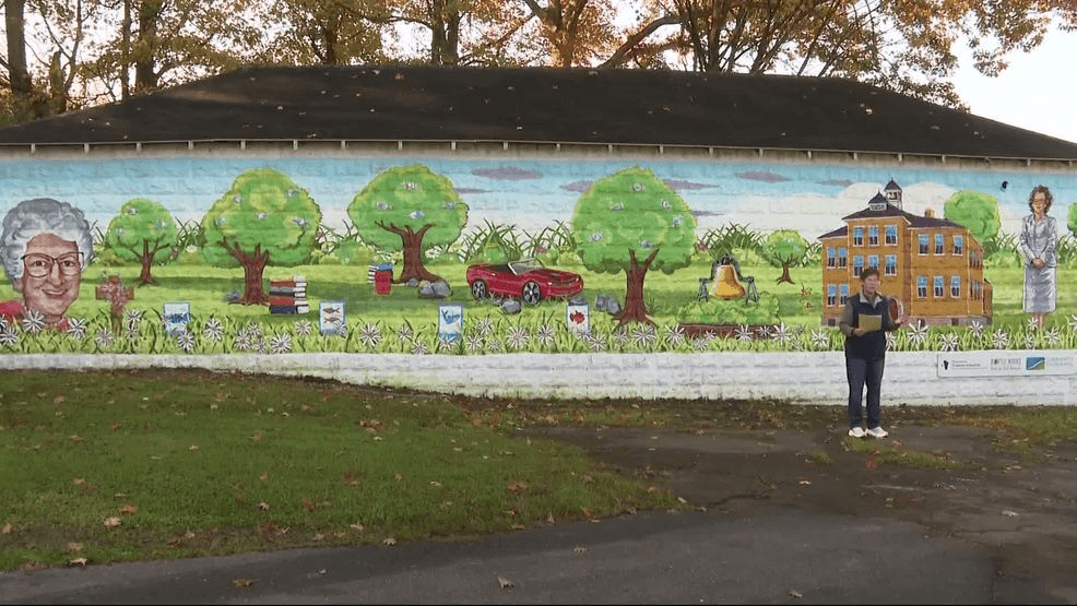 New mural honors legacy of late Oakland Elementary School teacher