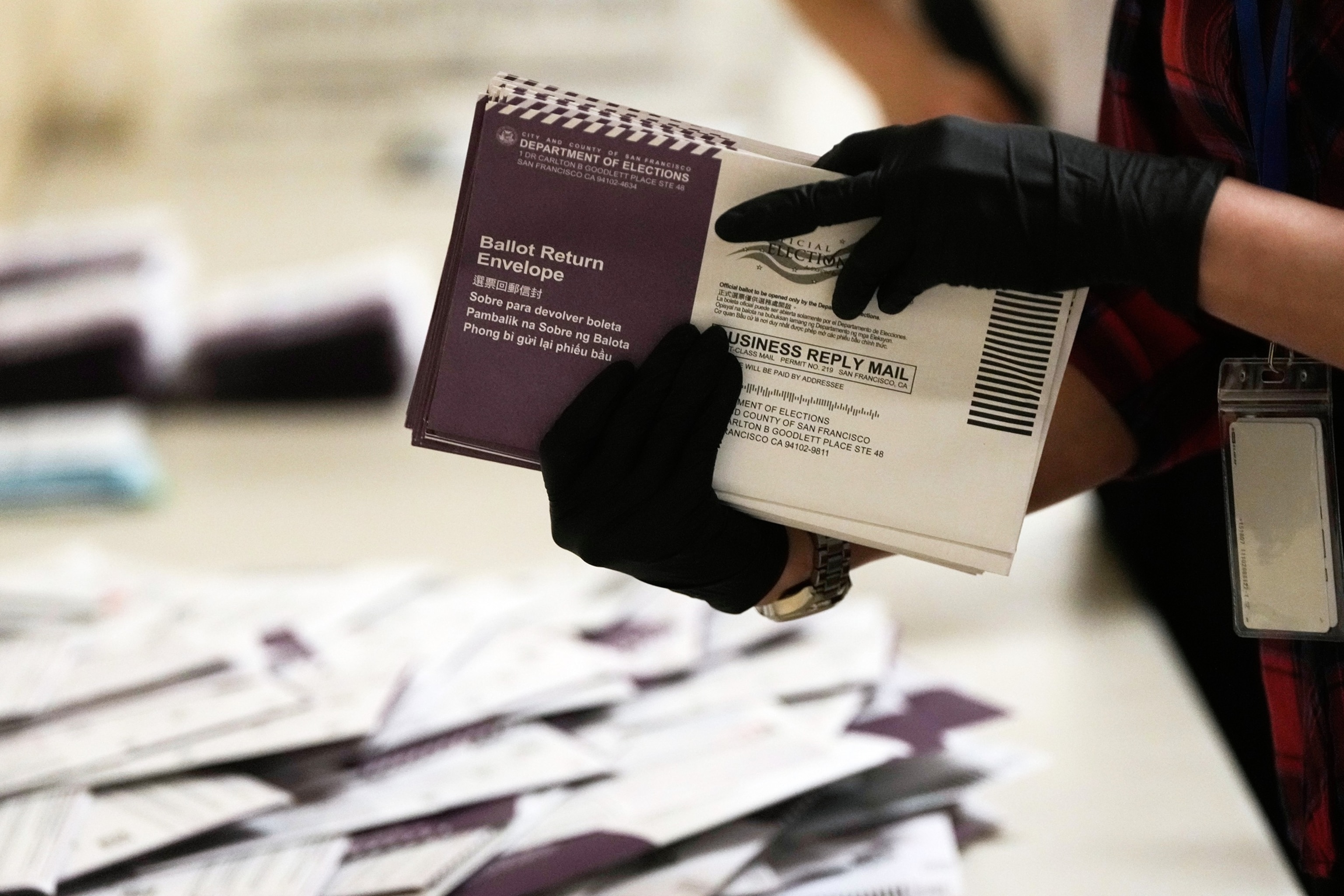 Judge rejects Trump admin request for order to segregate 20,000 Calif ...