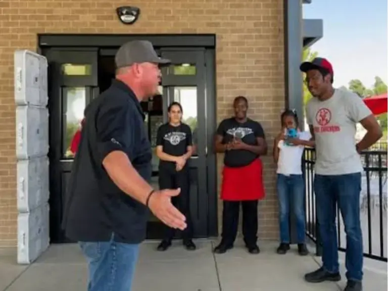 Fast-food worker who bought coworkers snacks gets a surprise Hummer