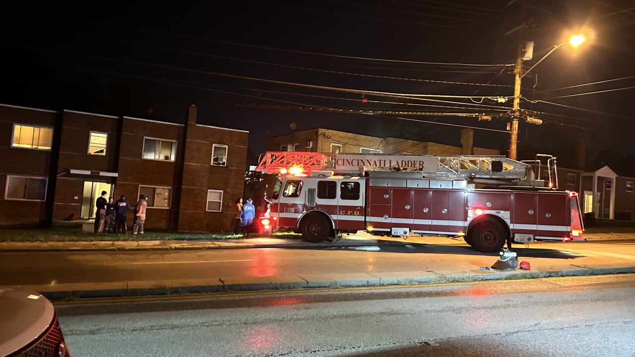 1 dead, 2 injured after early morning structure fire