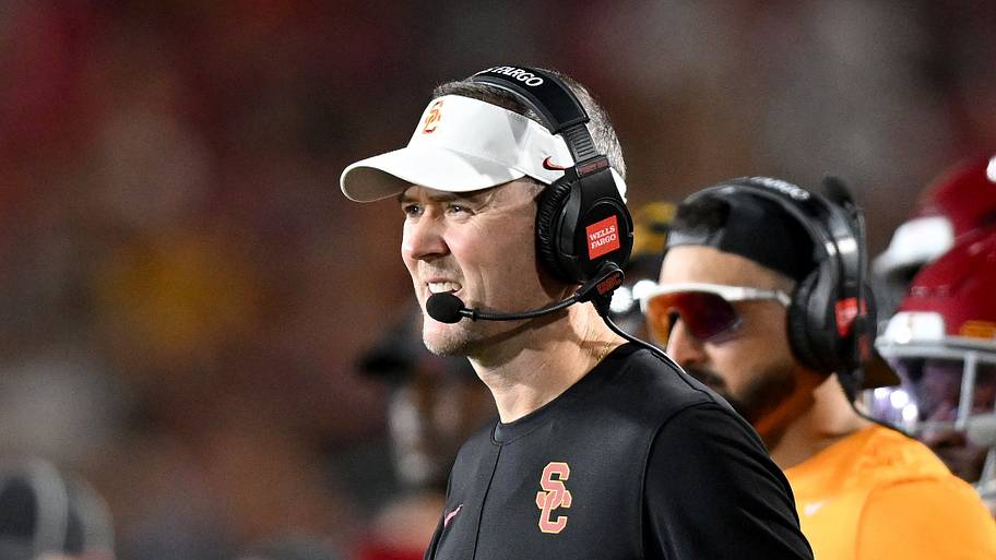 AP Top 25 poll rankings reaction after another upset-filled weekend