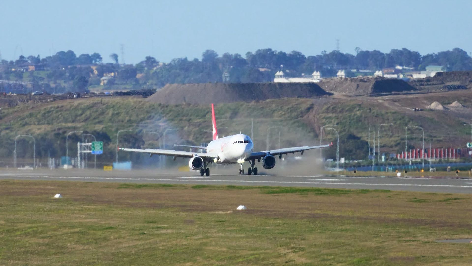 Sydney’s new $14 billion airport officially opens as first Jetstar ...
