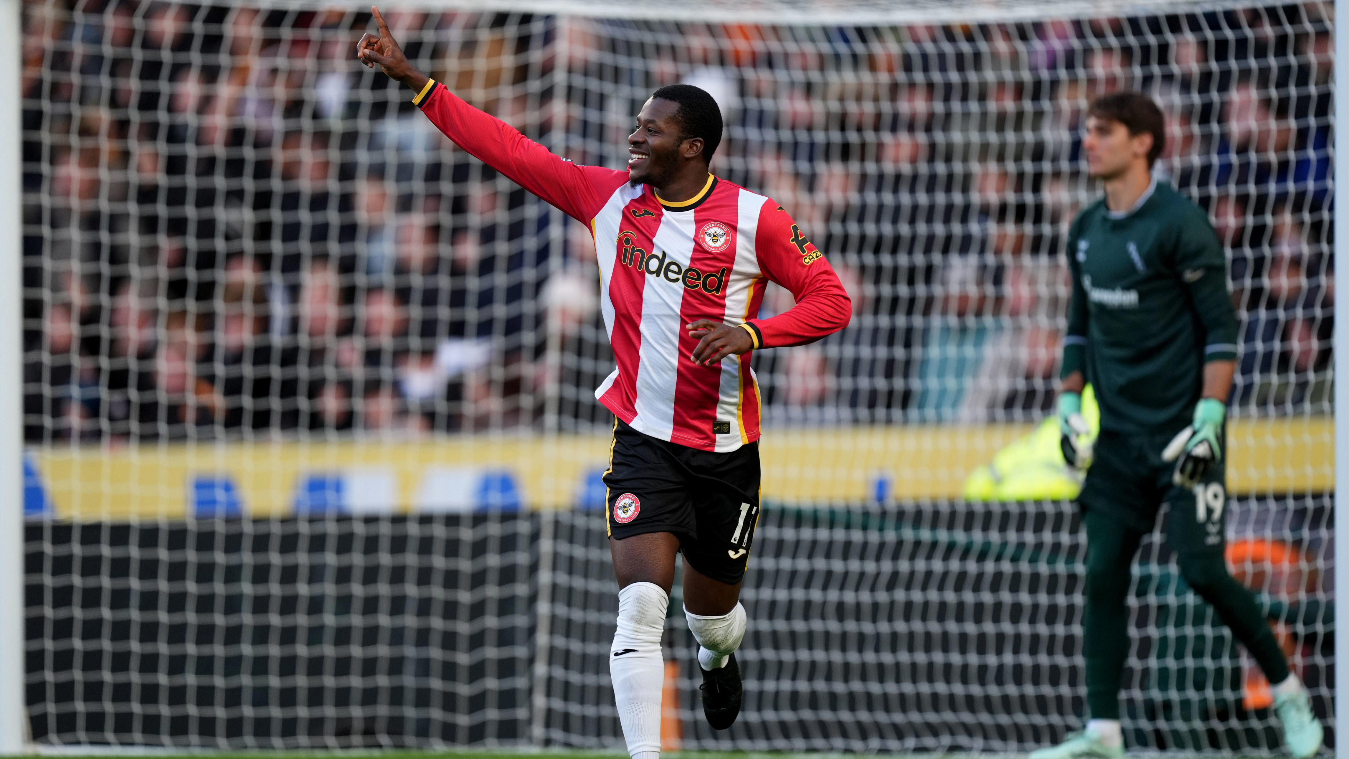 Dango Ouattara strike seals draw for Brentford at Hull