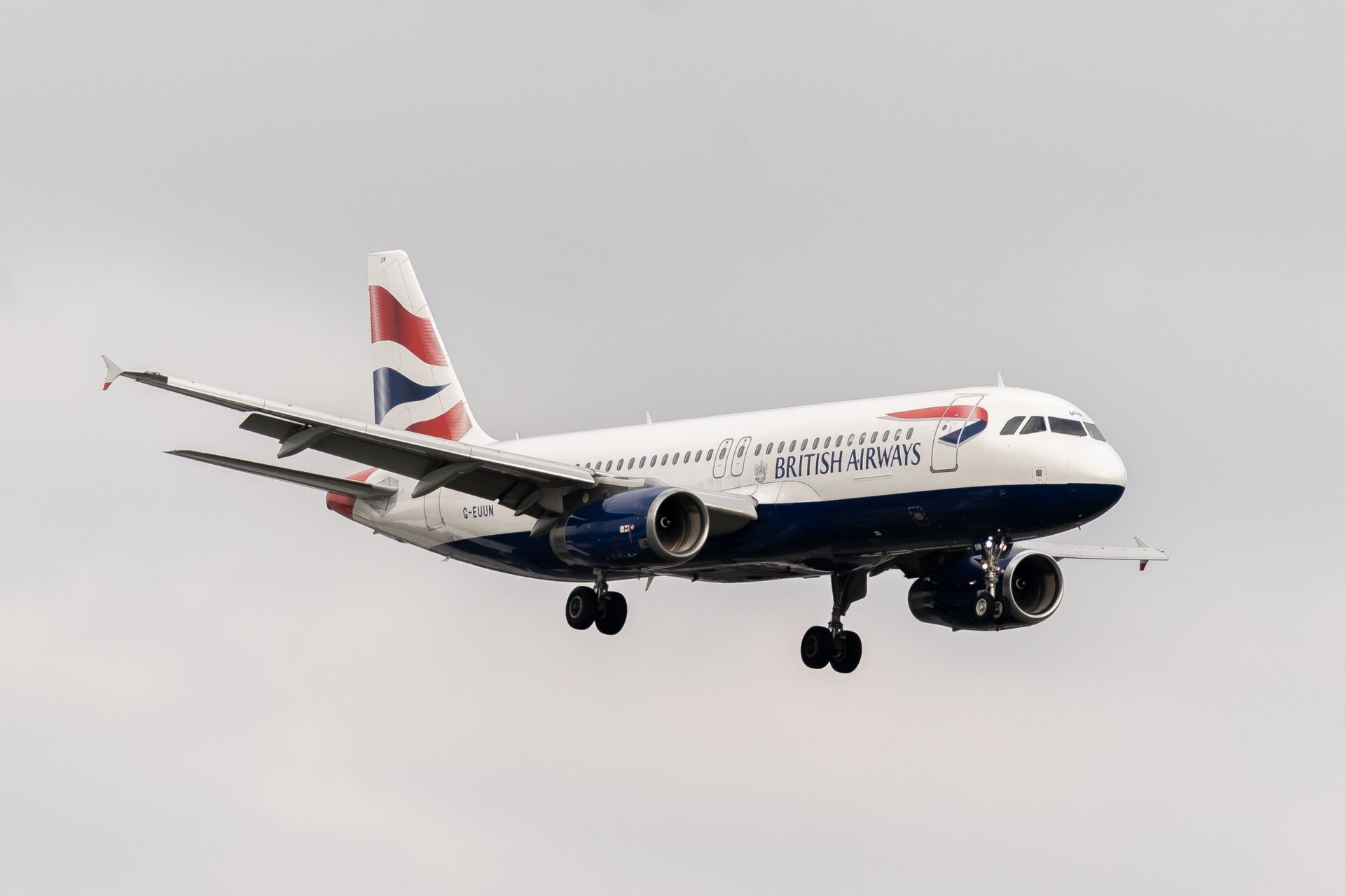 BA plane narrowly misses drone the size of four toasters after Heathrow ...