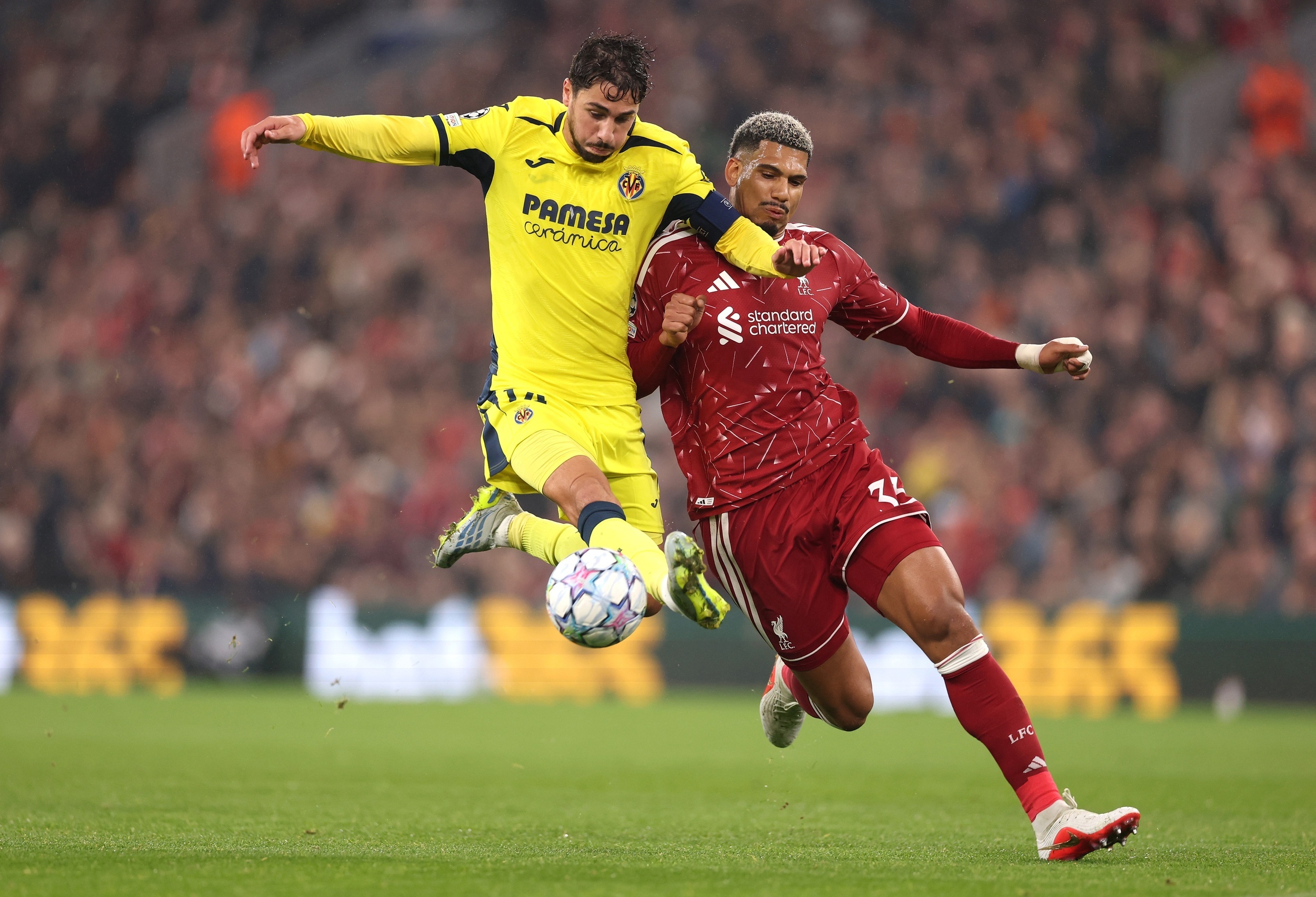 Liverpool will trigger Ronald Araujo clause on one condition – report