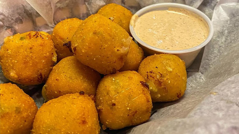 5 of the worst Texas Roadhouse appetizers, based on customer reviews
