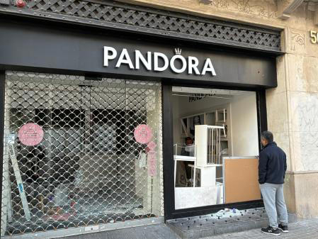 Olman: “Empezamos a proteger las tiendas a las 7 de la mañana por si ...