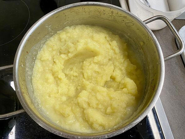 Soup will be thicker and tastier if you add 1 simple ingredient chef loves