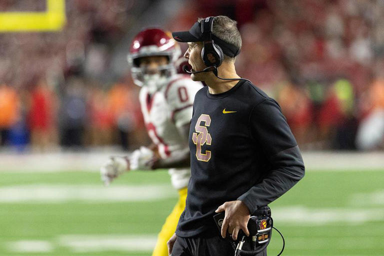 Paul Finebaum warns elite Big Ten program is on 'life support'