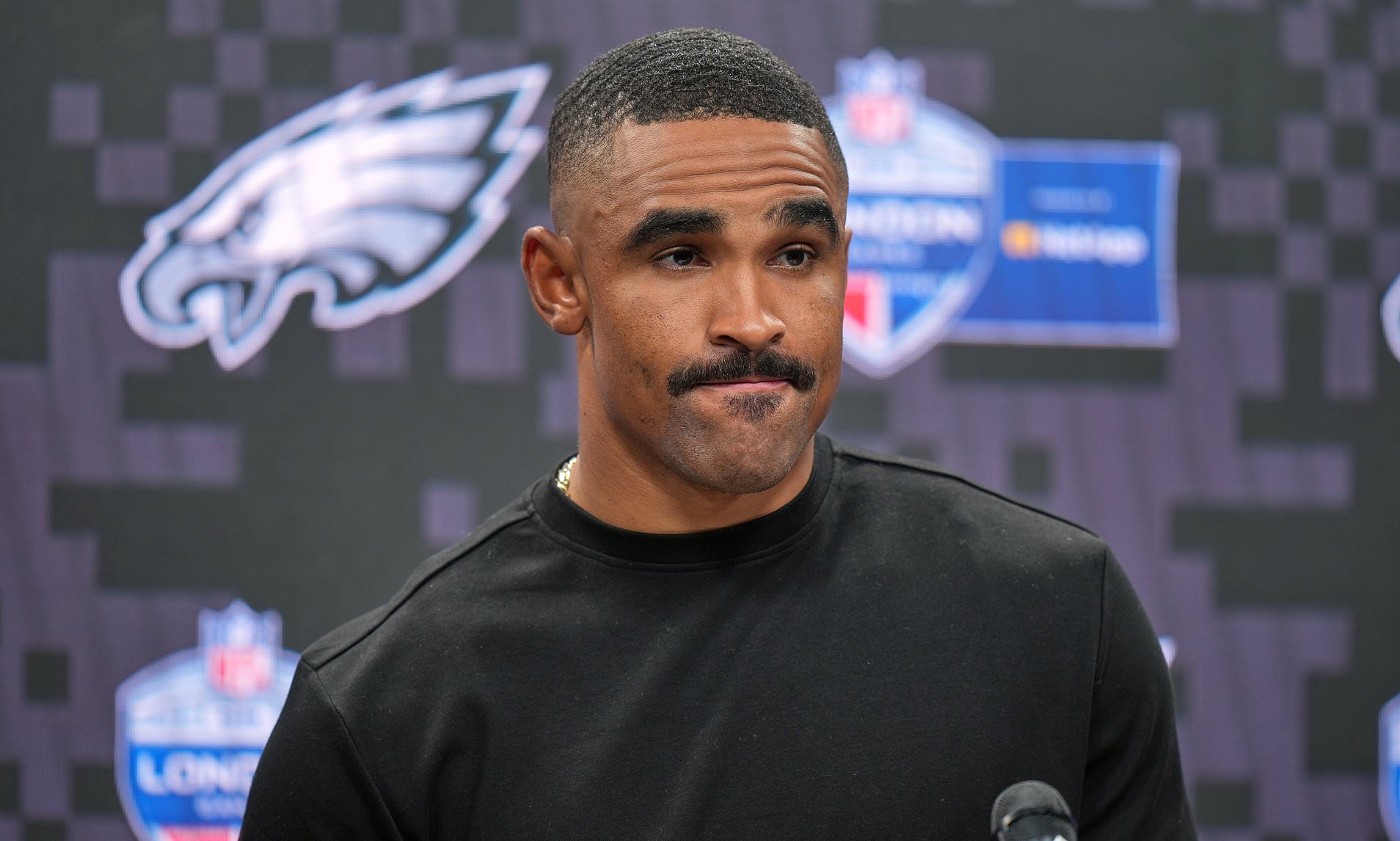 NFL launches investigation into Jalen Hurts' terrifying blood clot diagnosis