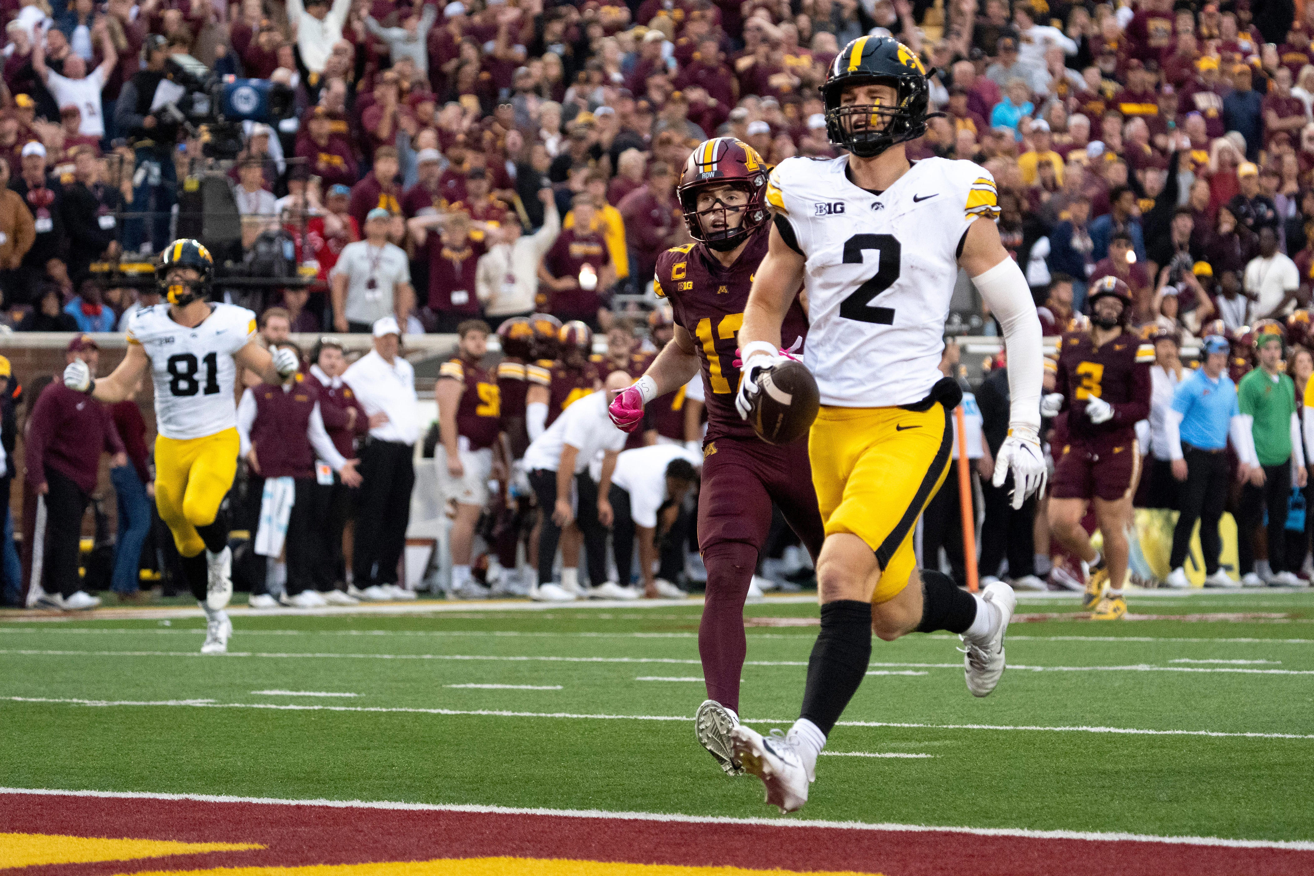 CBS shares Iowa football bowl projection after Minnesota loss
