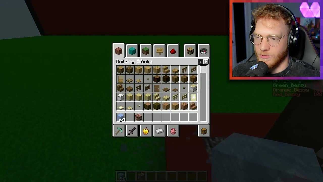 Minecraft build battle with storms and quakes