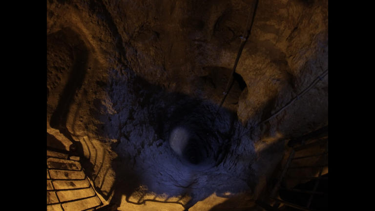 20 astonishing things found buried beneath old city streets