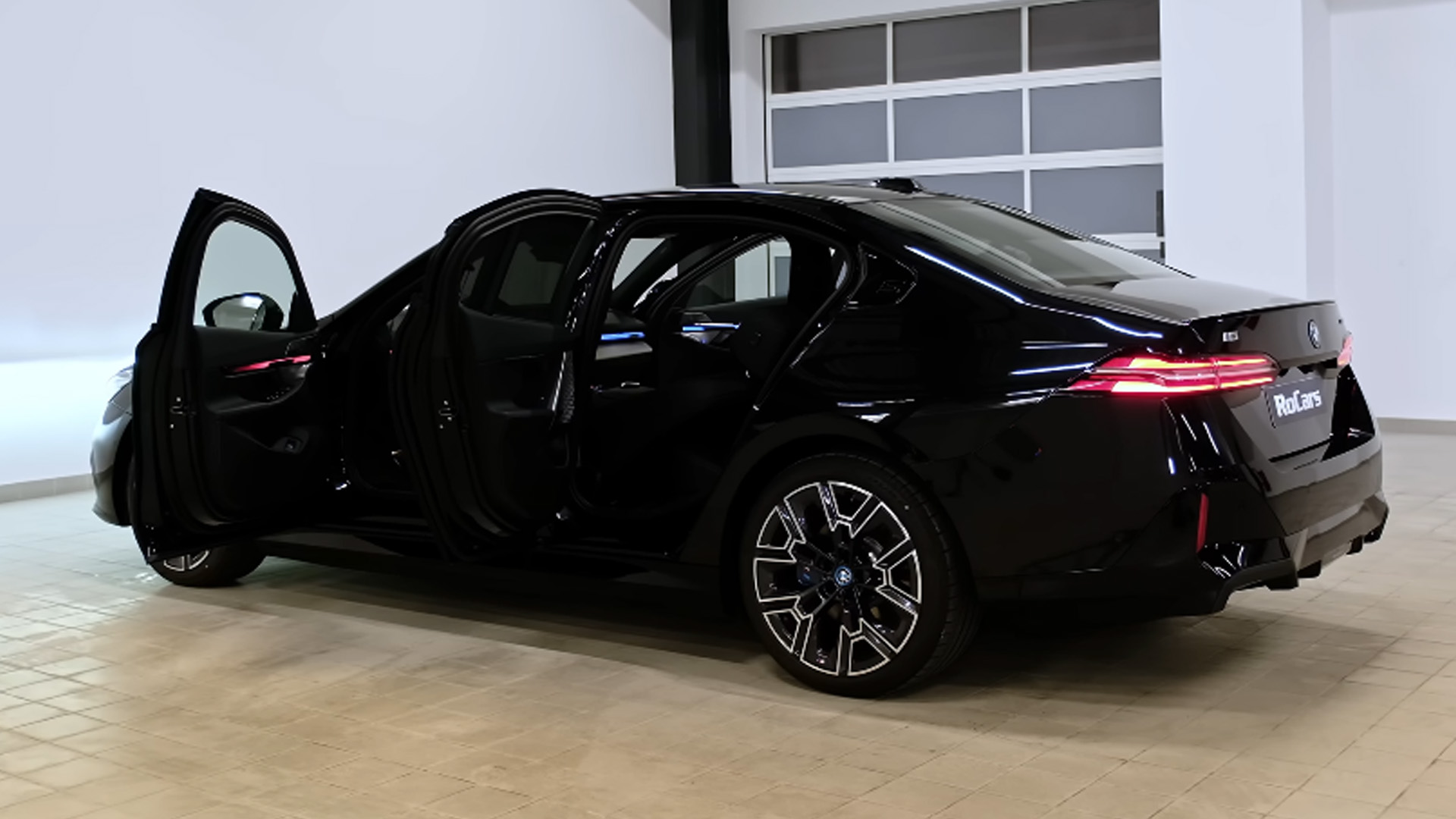 BMW 5 Series shows its new design direction