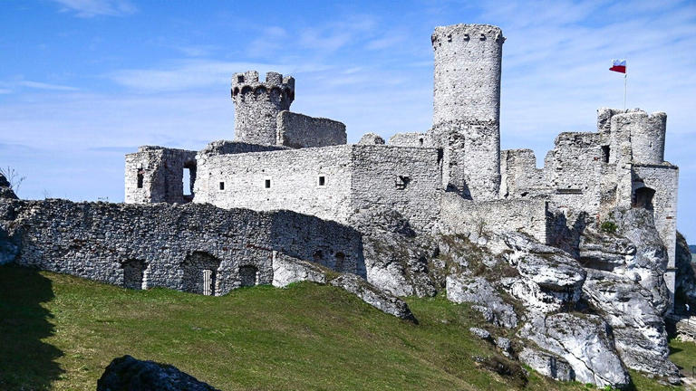 America's little-known castles, displaying 'raw power,' are hiding in ...