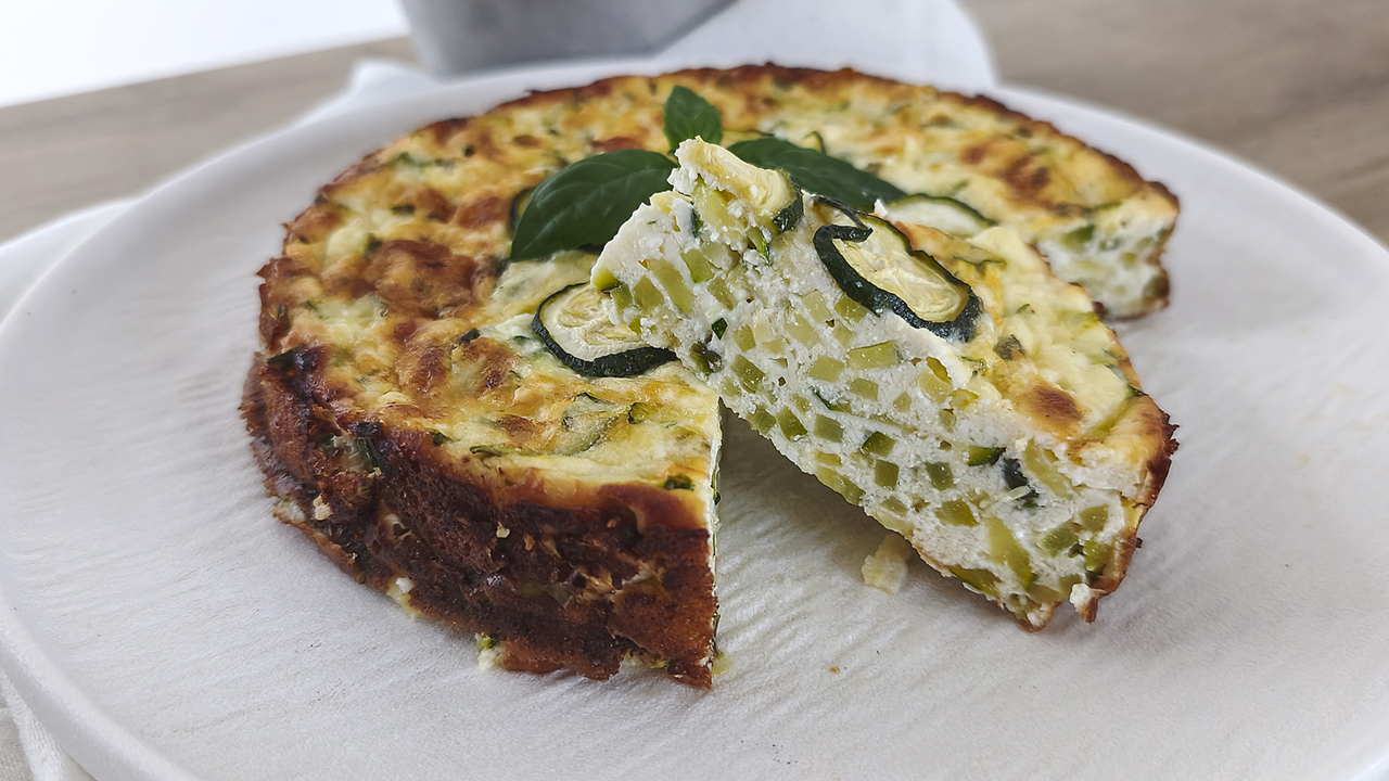 Torta di zucchine e ricotta chetogenica senza farina
