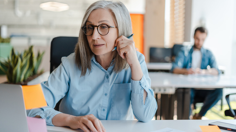 Working retirees can earn $1,080 more in 2027 before this Social ...