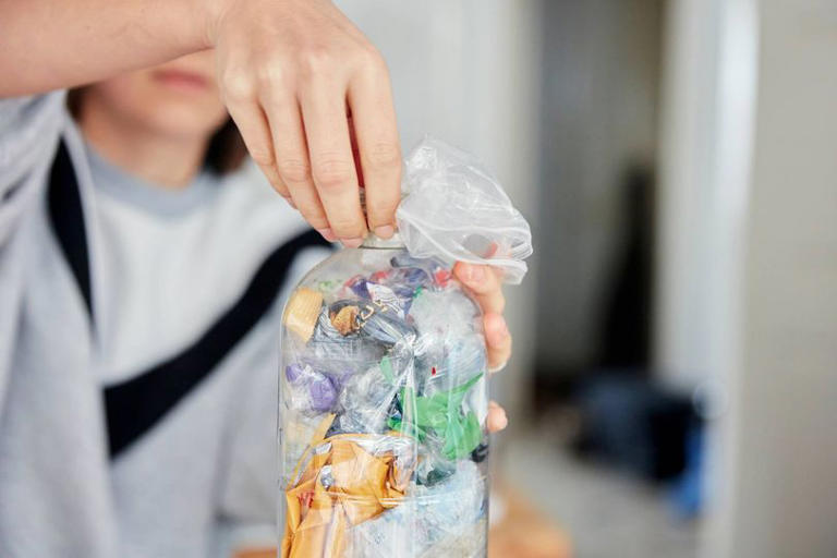 Binman shares three-word rule on how to recycle crisp packets