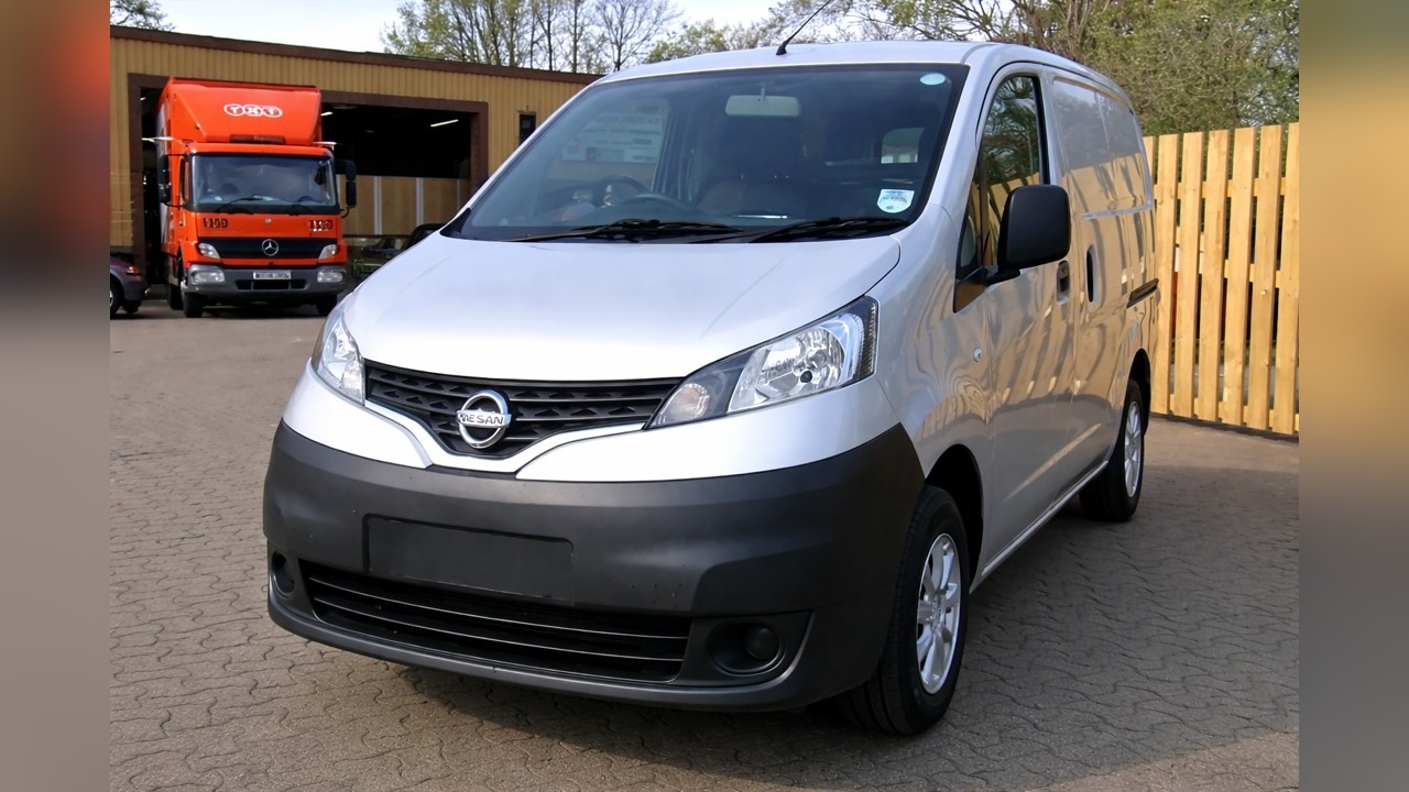 Throwback to the Nissan NV200 compact van review