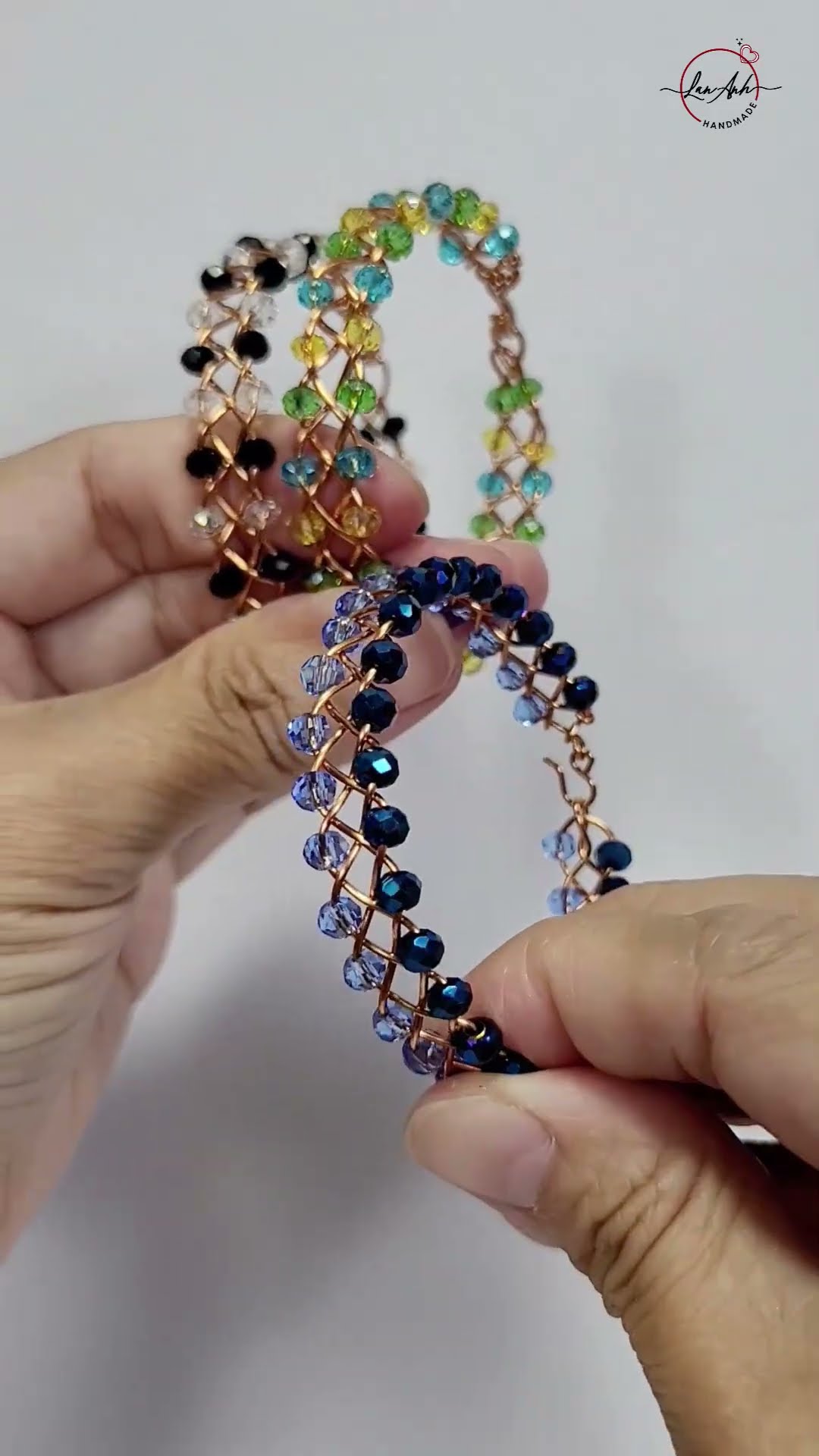 Easy wire wrapped beaded bracelets | DIY handmade jewelry tutorial