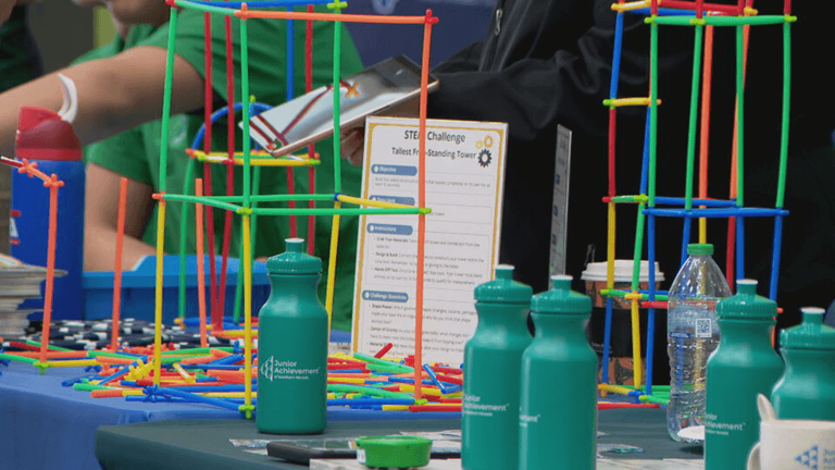 Over 300 students learn science and technology at CCSD Family STEM Day