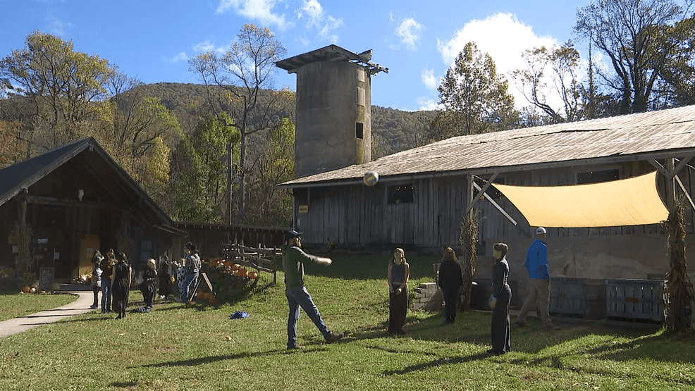 Costumes, hayrides and a DJ dance party fill Spooky Big Barn Social in ...