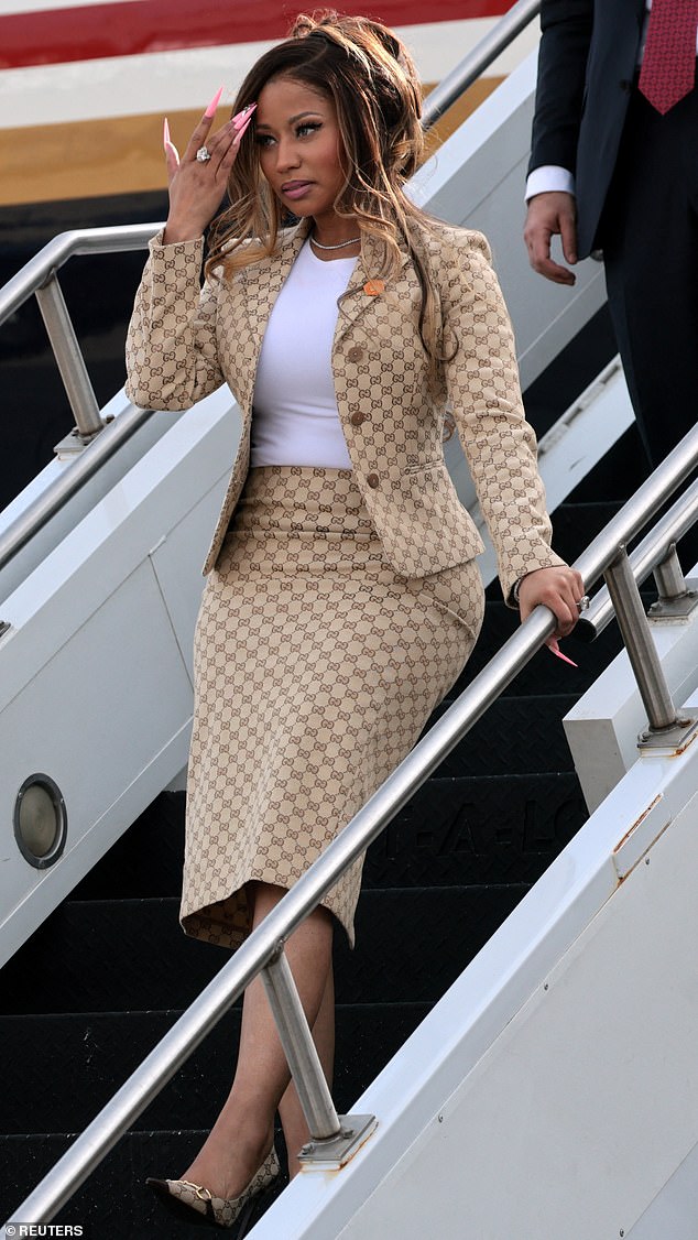 Trump makes flirty comment on Nicki Minaj's figure and floats her as ...