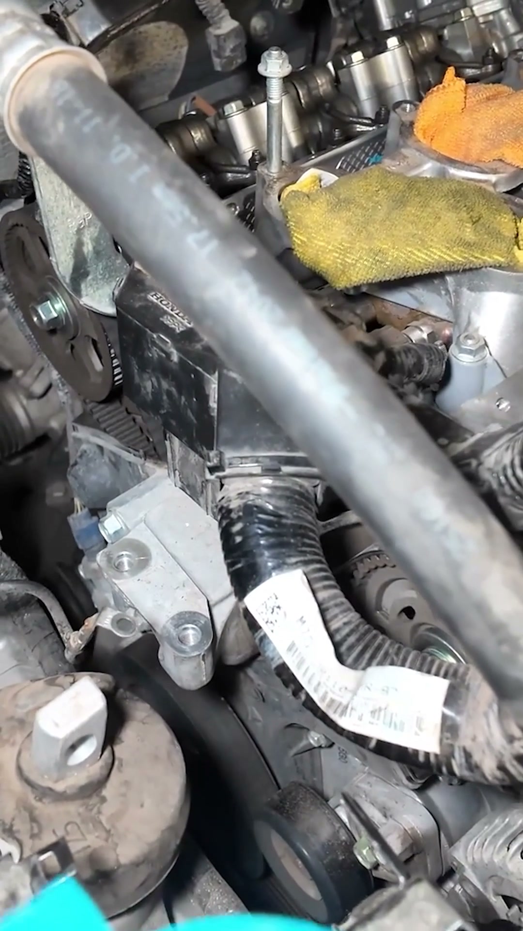 Honda V6 teardown