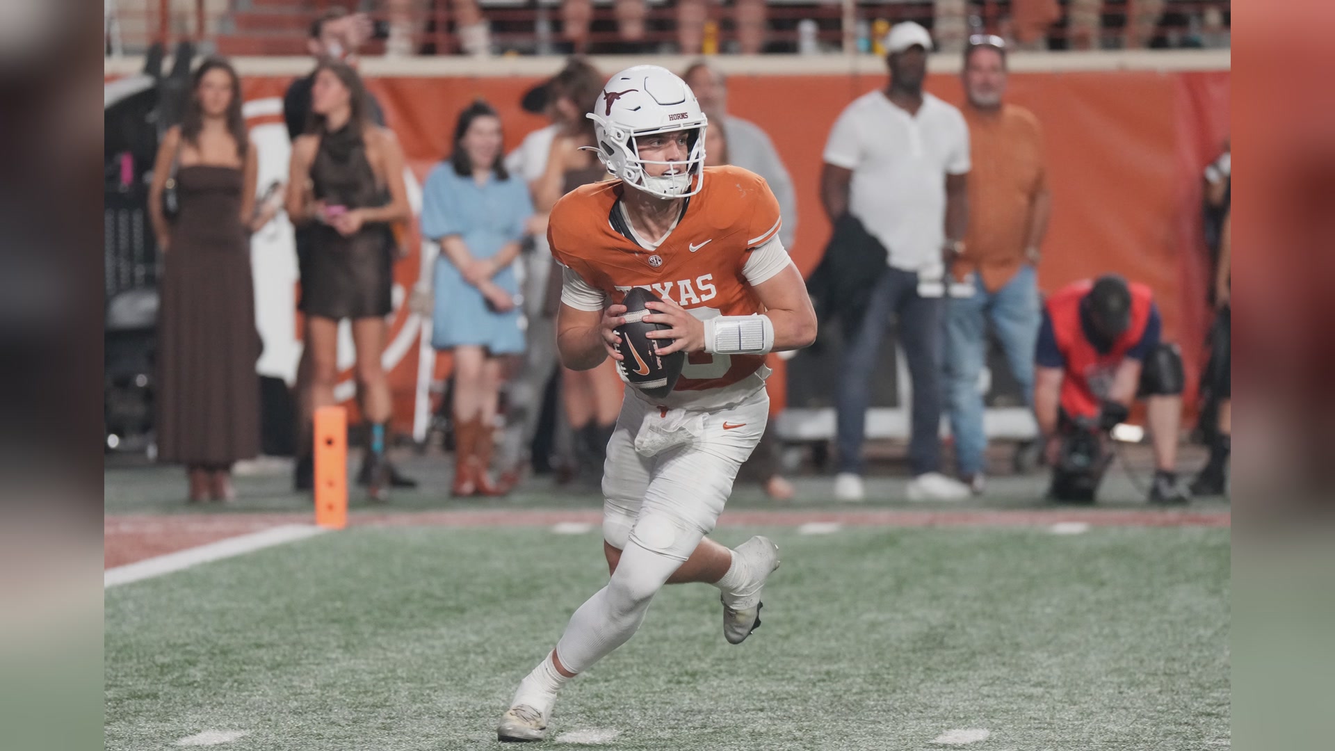 AP Top 25: Utah rises to No. 6, Texas jumps to No. 11 as Ole Miss falls