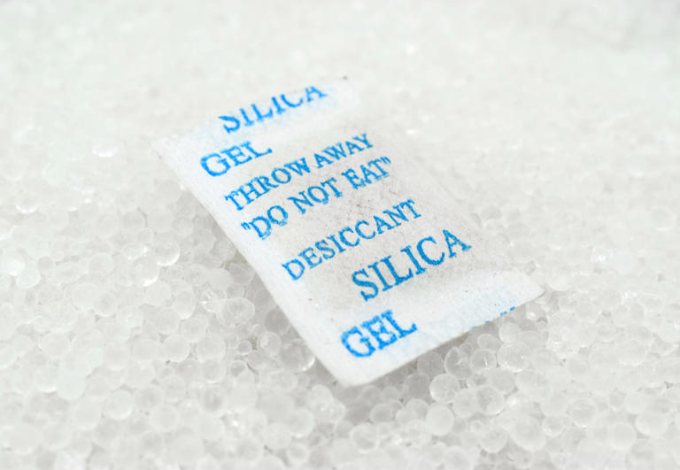The little packet that says do not eat is not poisonous and throwing it ...
