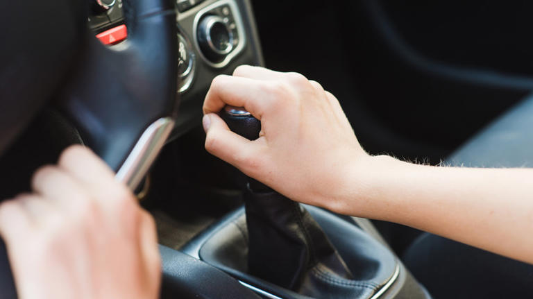 How does cruise control work with manual transmissions?