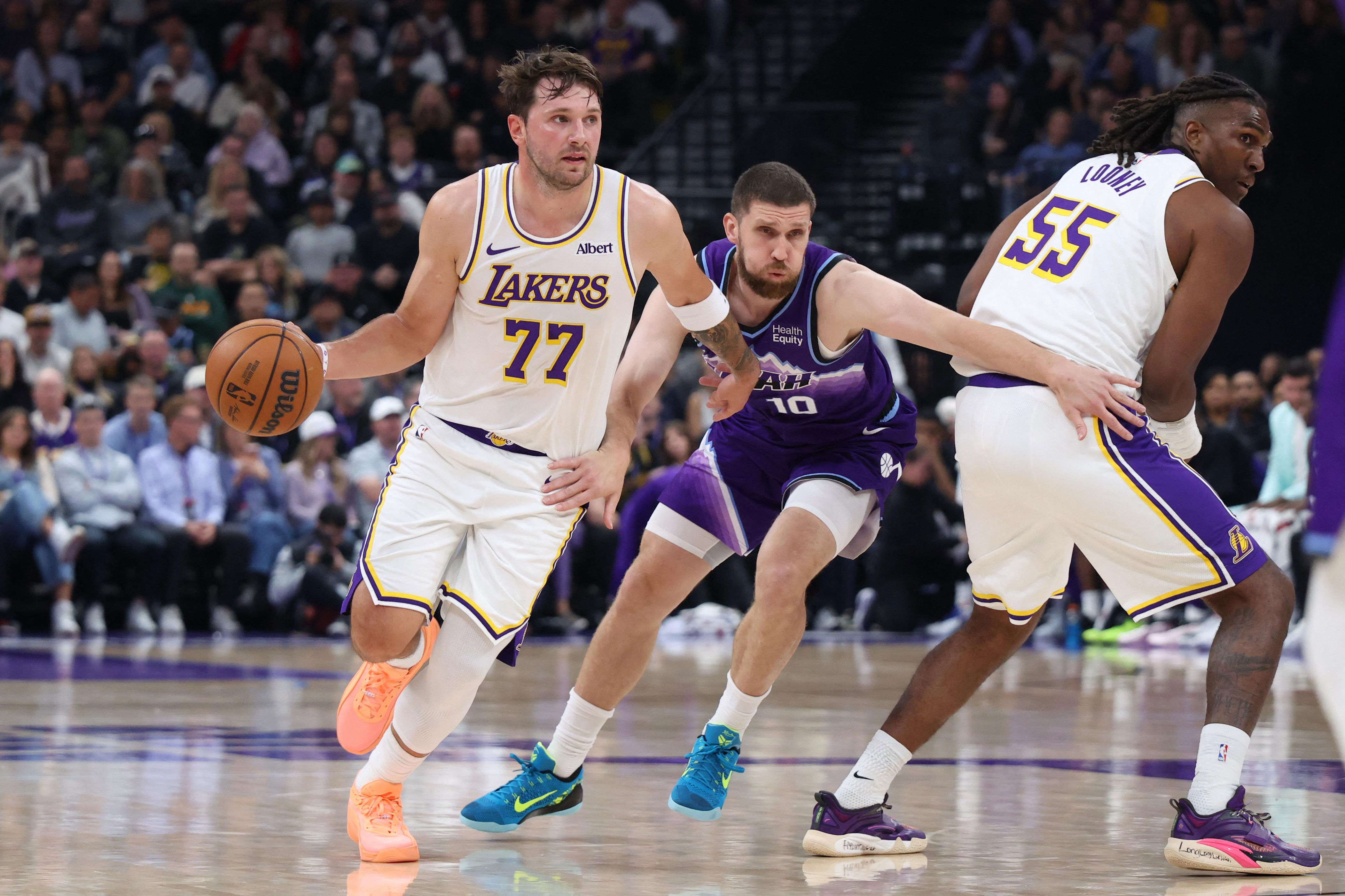 Lakers survive slow start, silence Jazz behind Luka Dončić 52-point game
