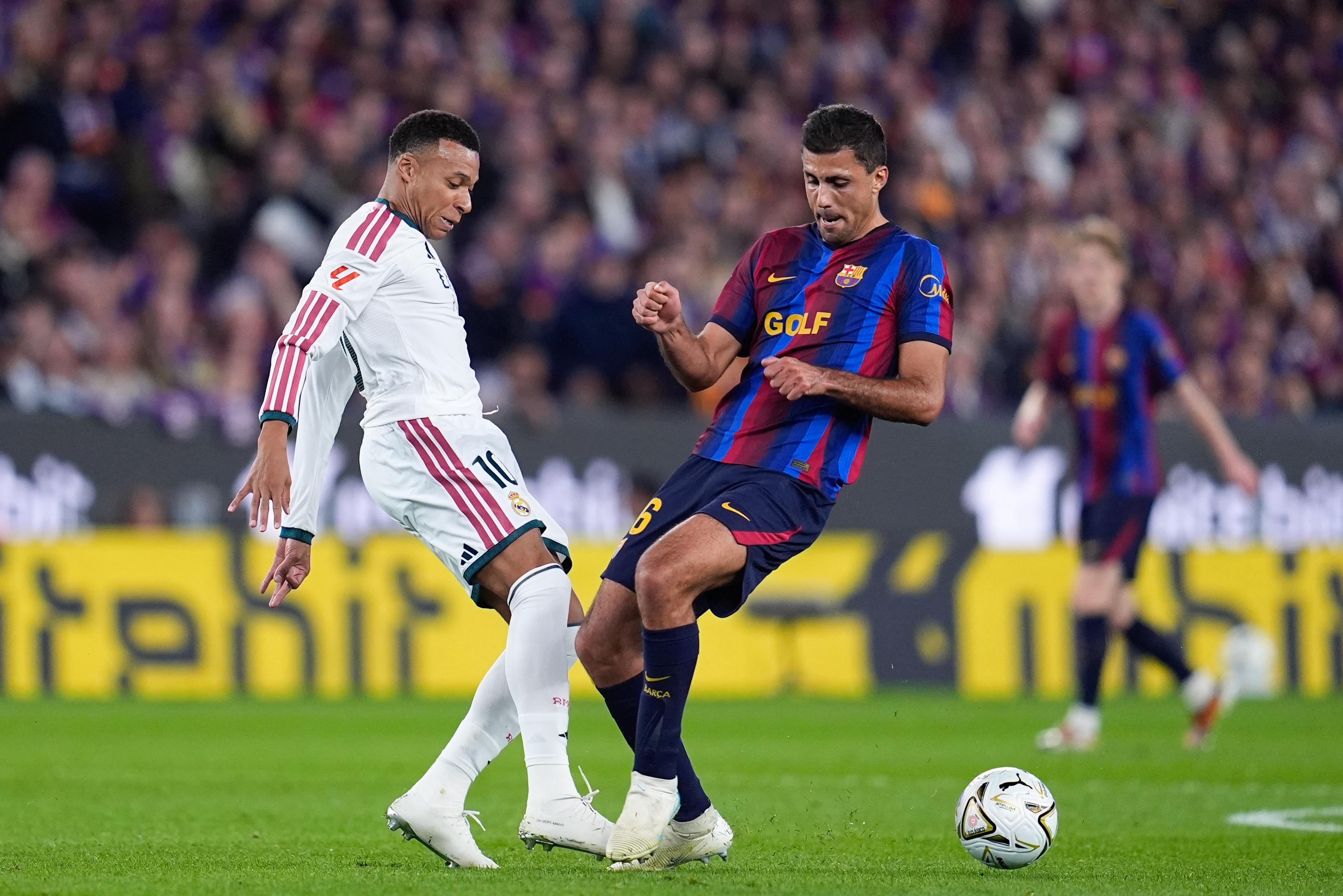 Barcelona 1-2 Real Madrid: Barça’s perfect La Liga record ends with ...