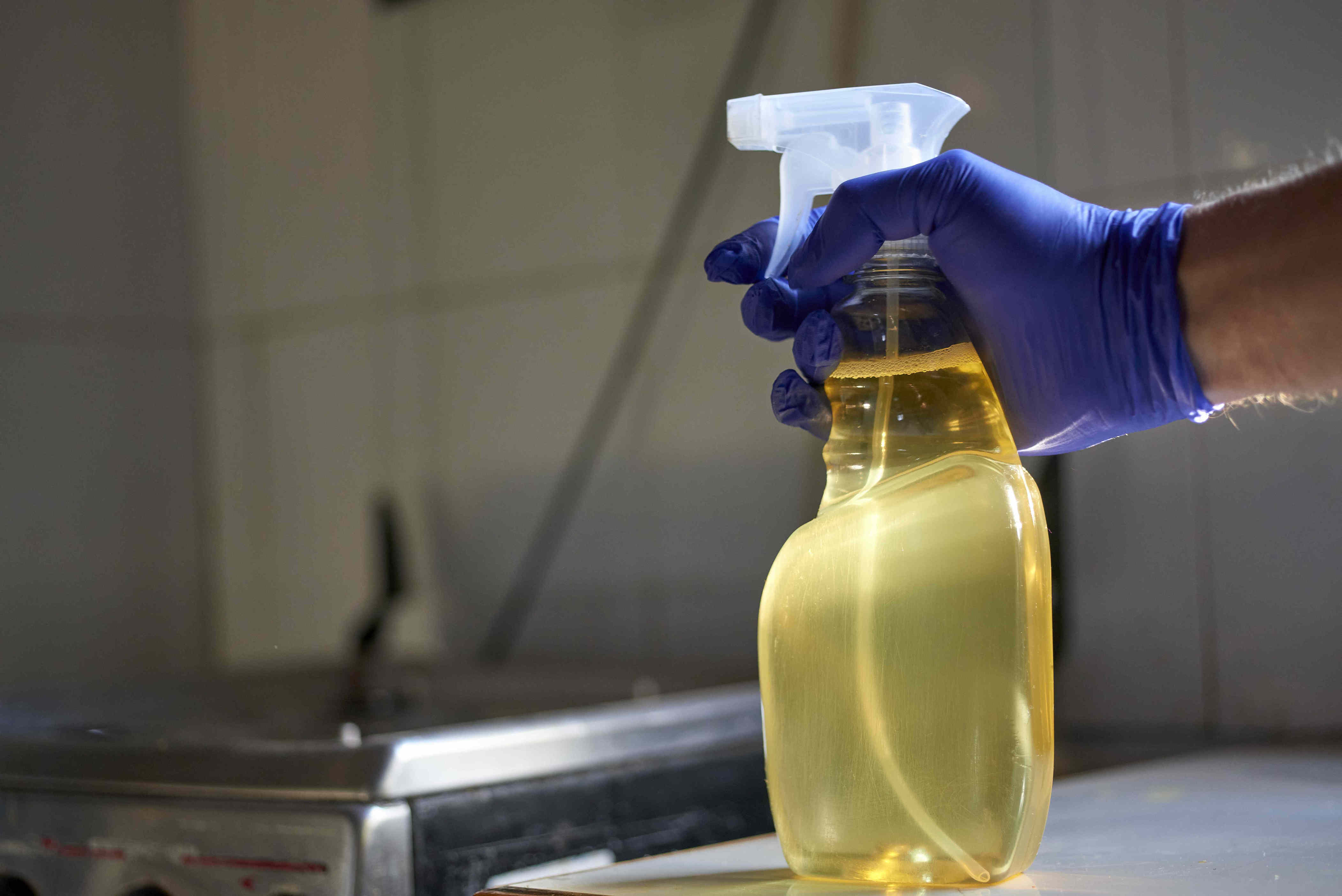 Doctors share 5 household items they avoid to lower cancer risk